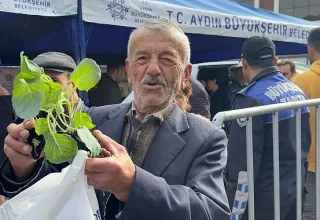 Başkan Çerçioğlu Koçarlılı Vatandaşları Ata Tohumu Fideleriyle Buluşturdu