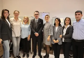 Başkan Hasan Mutlu, bu kez de çağrı merkezinde çalıştı