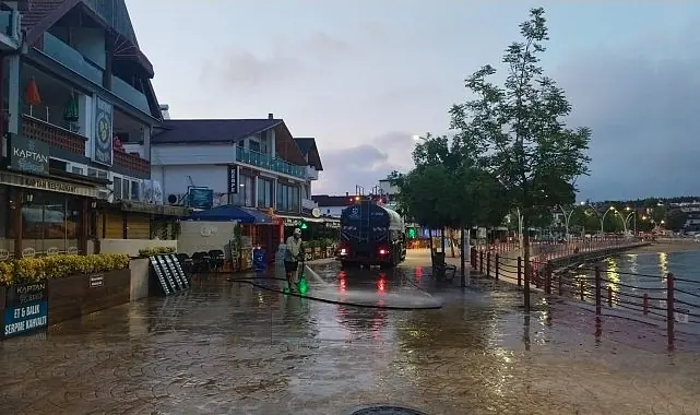 Kandıra sahillerinde 992 ton çöp toplandı