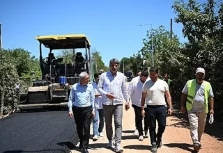 Kartepe’de Asfalt Mesaisi Durmuyor