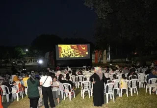 Osmangazi’de açık hava sinema keyfi devam ediyor