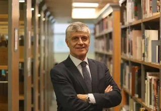 Prof. Dr. Tayfun Uzbay: “Zayıflama amacıyla, ister gıda takviyesi ister başka bir ilaç olsun, ezbere ilaç kullanılmaz!”