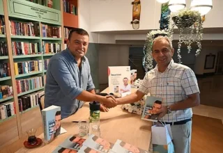 Saffet Yenigün yeni kitabını okuyucuyla buluşturdu