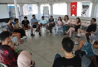 Büyükşehir Belediyesi Doğu-Batı Kampı ile gençleri buluşturdu