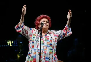 Çim Konserleri’nde Selda Bağcan rüzgarı esti