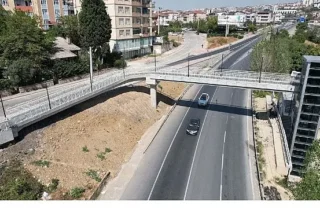 Gebze’deki üst geçit asansörüne bakım çalışması