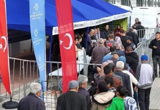 Başkan Çerçioğlu’nun öncülüğünde Ata tohumlarından üretilen fideler Aydınlılara ulaştırılıyor
