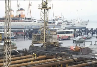 Çalışmalarında insan hikâyelerine odaklanan fotoğrafçı ve foto muhabiri Yıldız Çelik’in arşivi Salt Araştırma’da çevrimiçi erişime açıldı