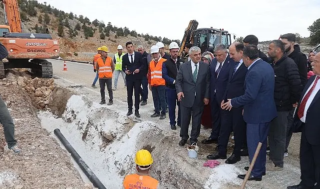 Milletvekili Özer ve Başkan Altay 38 Mahallenin Su Sorununu Çözecek Projeyi İnceledi