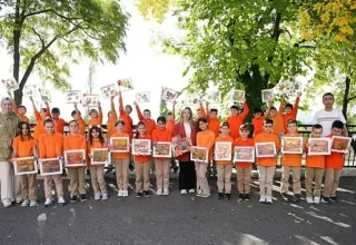 Sonbahar Yaprakları Osmangazide Sanata Dönüştü